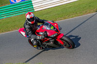 PJM-Wedding-Photography;enduro-digital-images;event-digital-images;eventdigitalimages;mallory-park;mallory-park-photographs;mallory-park-trackday;mallory-park-trackday-photographs;no-limits-trackdays;peter-wileman-photography;racing-digital-images;trackday-digital-images;trackday-photos